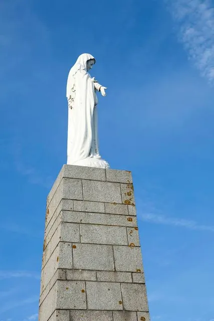 Statue de la Vierge Marie