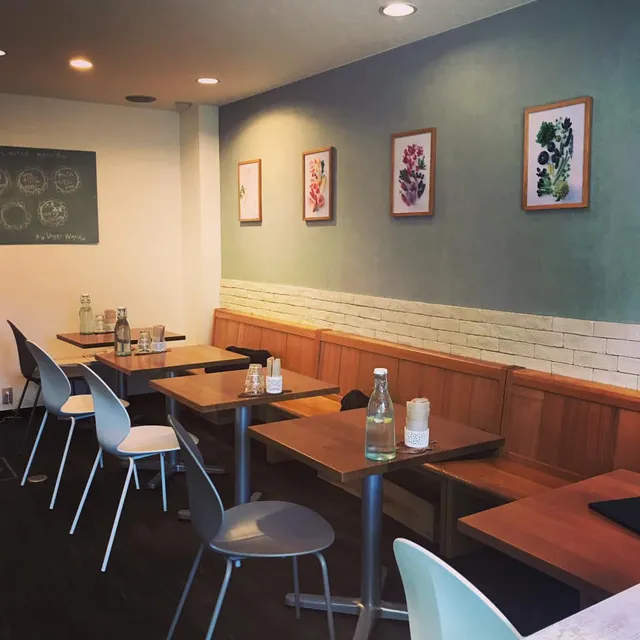 Holistic Bio Cafe Veggy Way