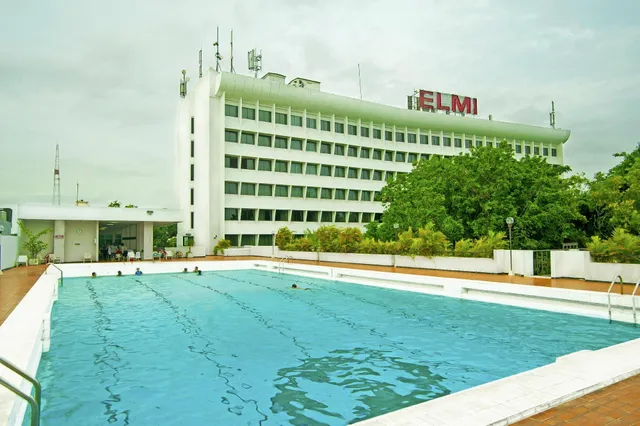 Elmi Hotel