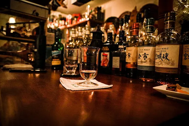 バー・ウェスティ