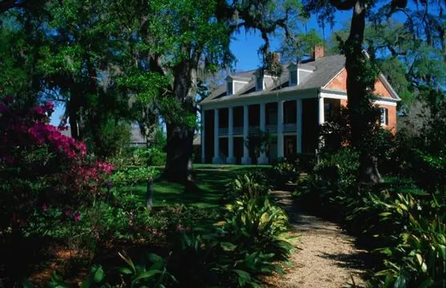 Shadows-on-the-Teche