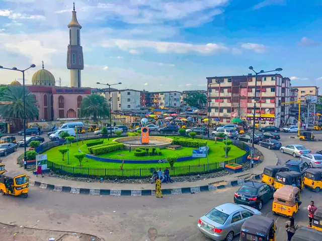 Shitta Roundabout Park