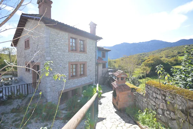 La Casa Grande De Cabrales I y II