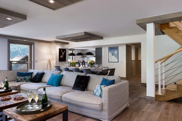 Alpine Resorts - Les Gets / Annapurna & Kinabalu