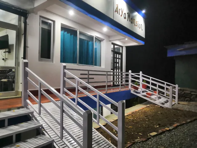 Arya mansion