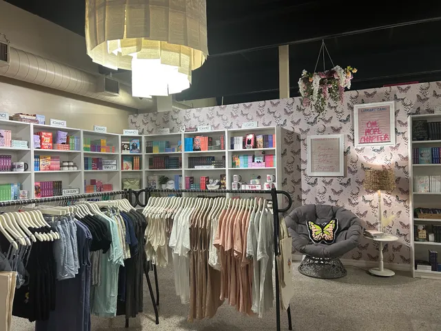 Midnight Moon Books & Boutique