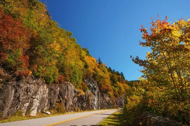 Byobuiwa Sheer Cliffs