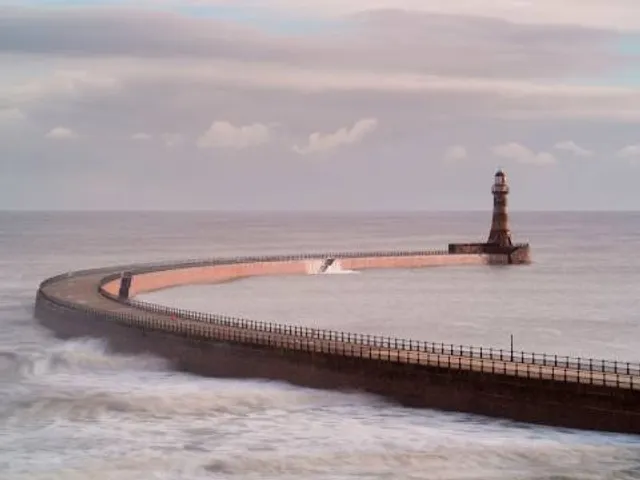 Roker Pier