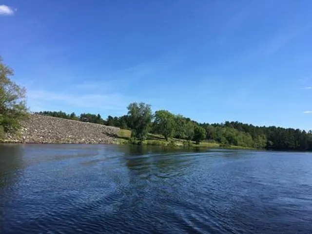 Buffumville Lake