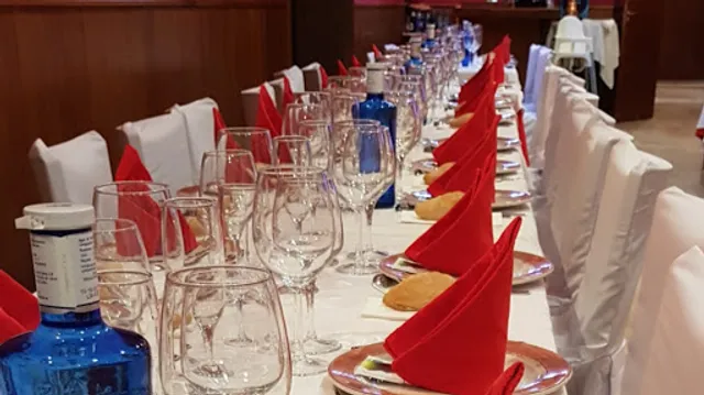 Los Porrones - Spanish Restaurant