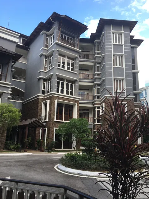 Cinta Condominium