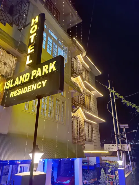 Hotel Island Park Residency