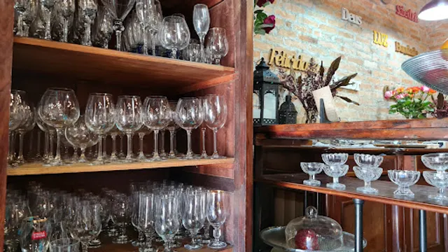 Estação Cavern Club Restaurant & Wine Bar