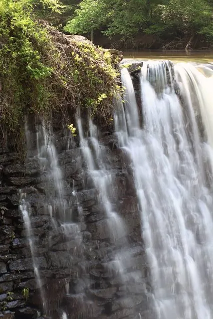Vickery Creek Waterfall