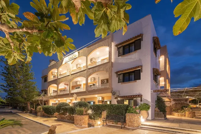 ILIOSTASI Beach Apartments