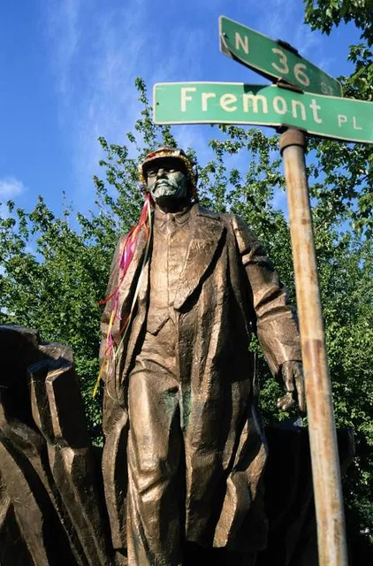Statue of Lenin
