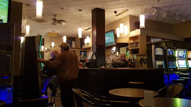 Arena Grill & Bar - Greek, Canadian & East Indian Restaurant