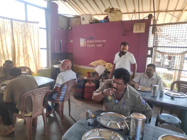 Hotel Mahalaxmi ಹೋಟೆಲ್ ಮಹಾಲಕ್ಷ್ಮಿ