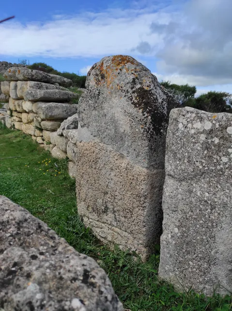 Tomba dei giganti di Aiodda