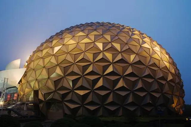 Shanghai Circus World