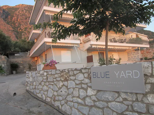 Blue Yard Apartments - Kalamata
