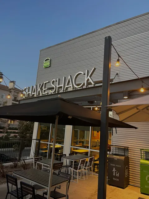 Shake Shack Mission Valley