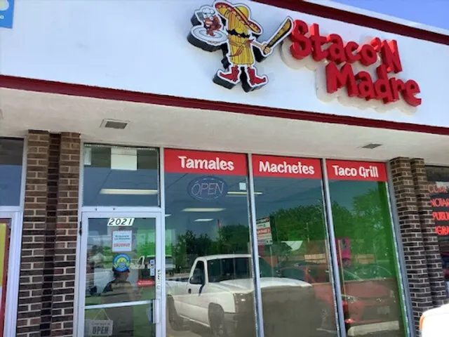 Staco'N Madre Mexican Cantina Grill