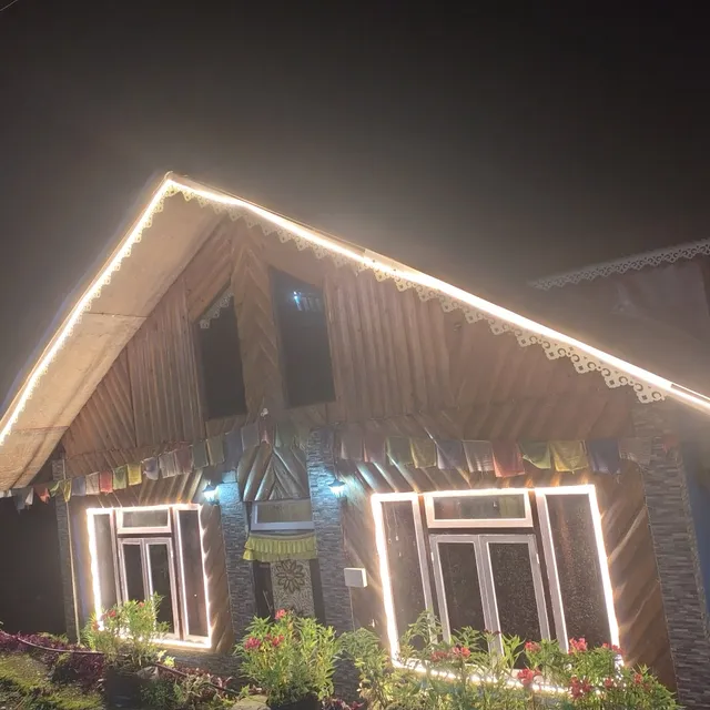 Pinecone Retreat Homestay, Mairung Gaon