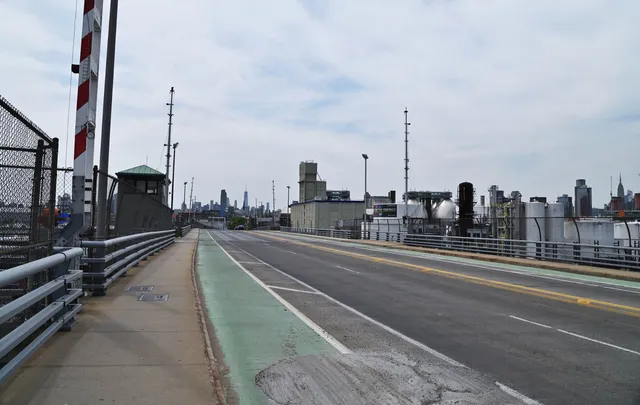 Greenpoint Avenue Bridge