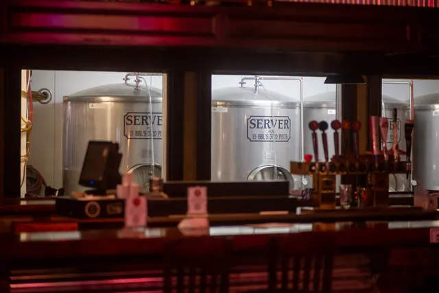 Belle Isle Restaurant & Pub