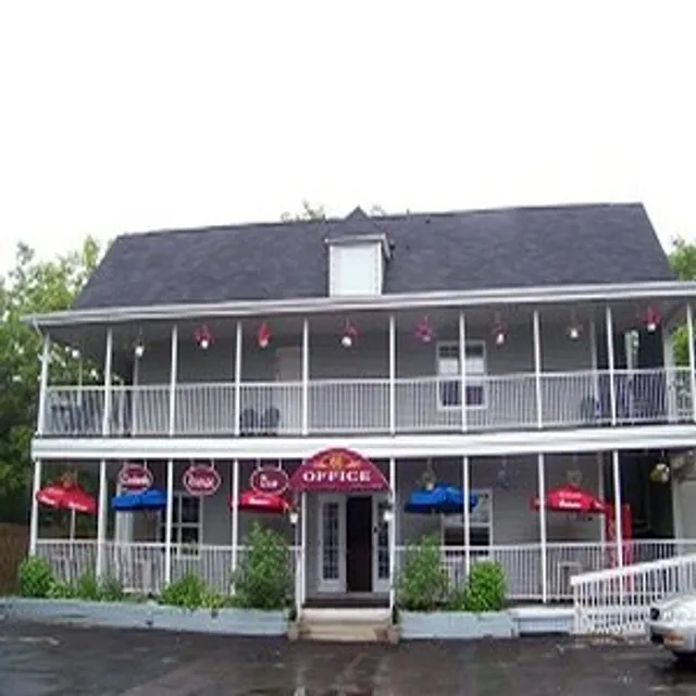 Midtown Motel & Suites