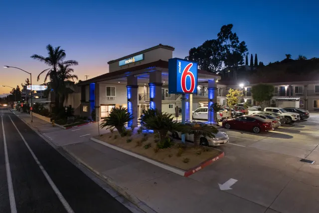 Motel 6 La Mesa, CA