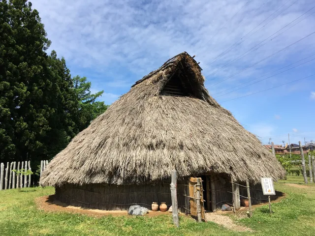 Jizouden Ruins "Yayoikko Village"