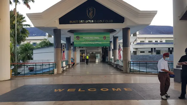 Bukit Beruntung Golf & Country Resort Berhad