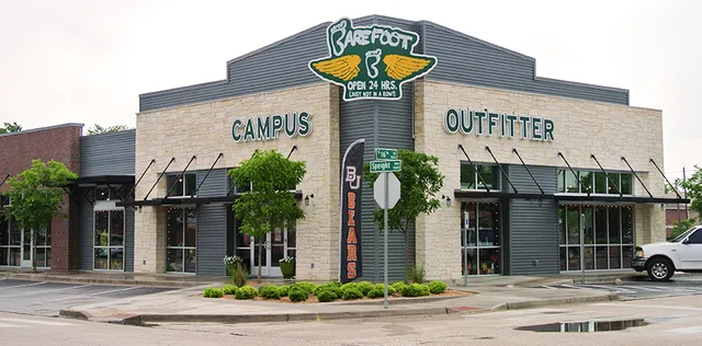 Barefoot Campus Outfitter