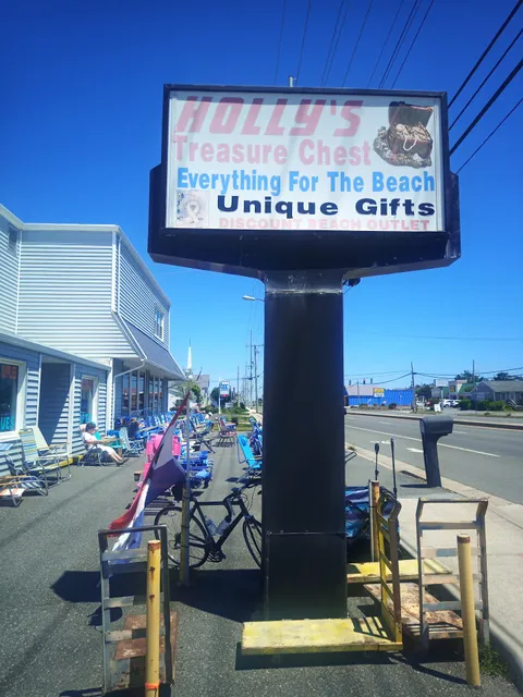 Holly's Treasure Chest