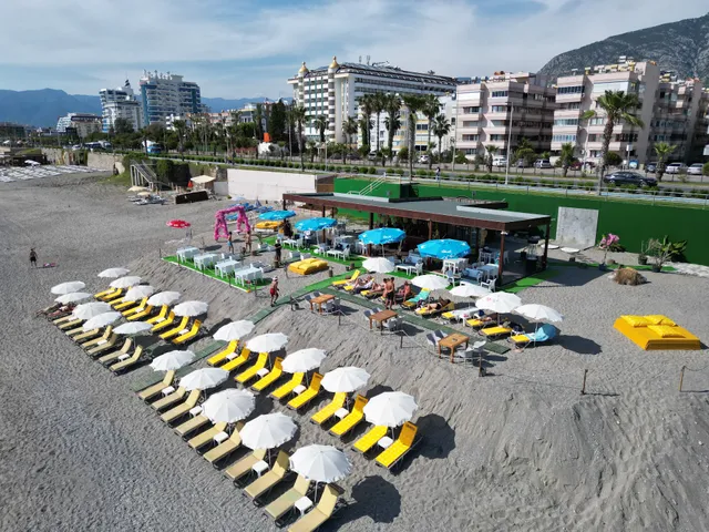 Gold Twins Boutique Hotel