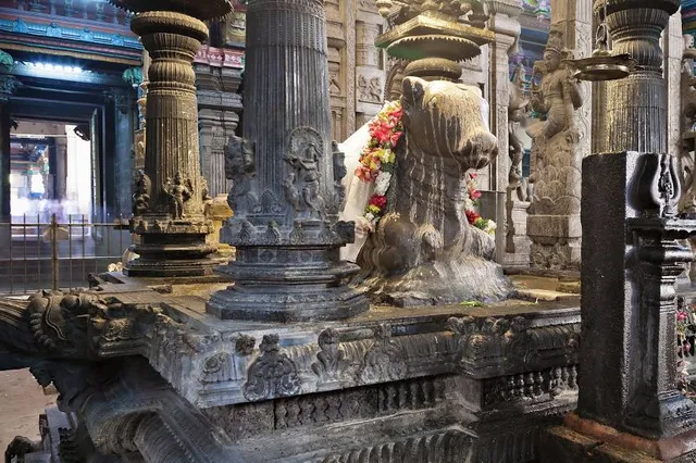 Arulmigu Inmaiyil Nanmai Tharuvar Temple