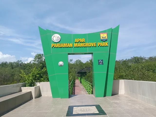 Apar Pariaman Mangrove Park