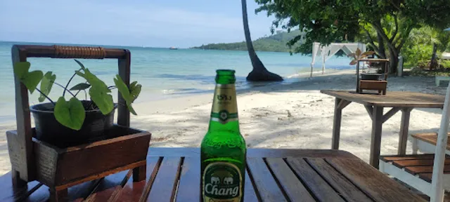 Joyful Bar & Restaurant