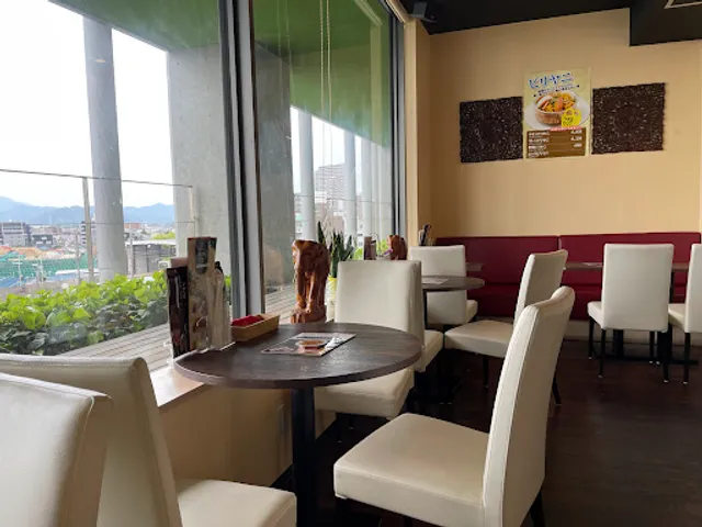 ナマステキッチン橋本(NAMASTE KITCHEN インド🇮🇳ネパール🇳🇵タイ🇹🇭料理)