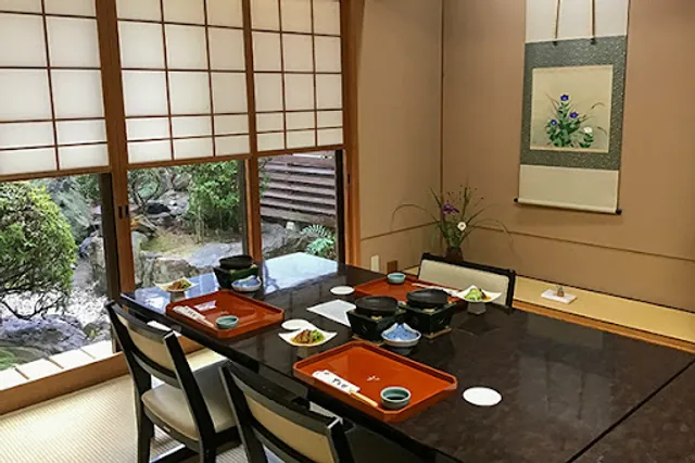 割烹 十久利（かっぽう とっくり）