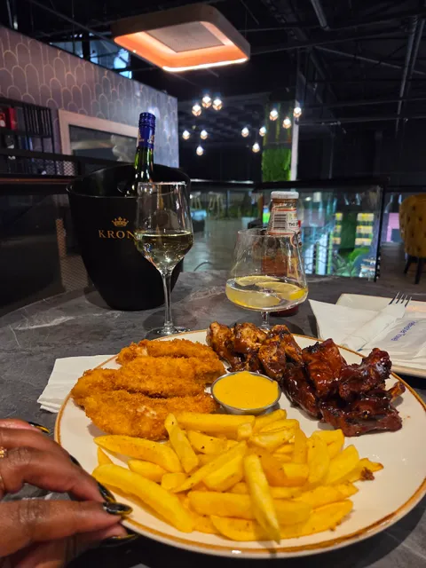 Coppers Craft Bar & Grill Bel Air