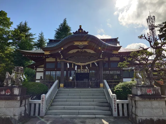 Ten Shrine