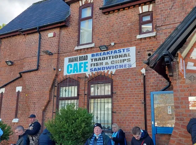 Maine Road Cafe