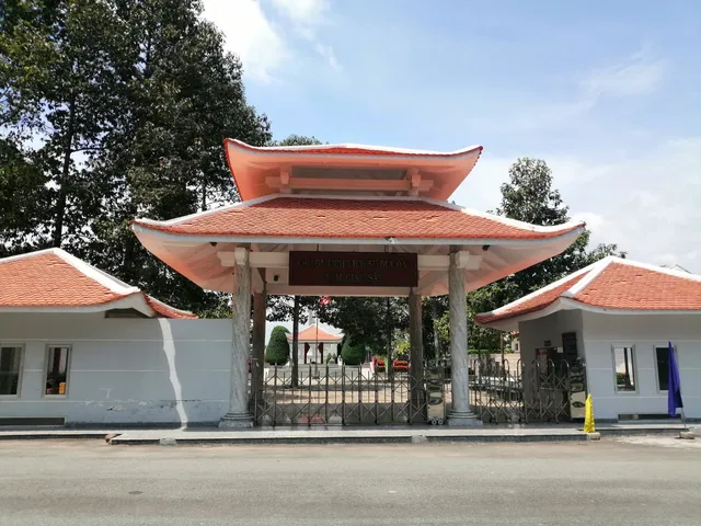 Địa đạo Tam giác Sắt