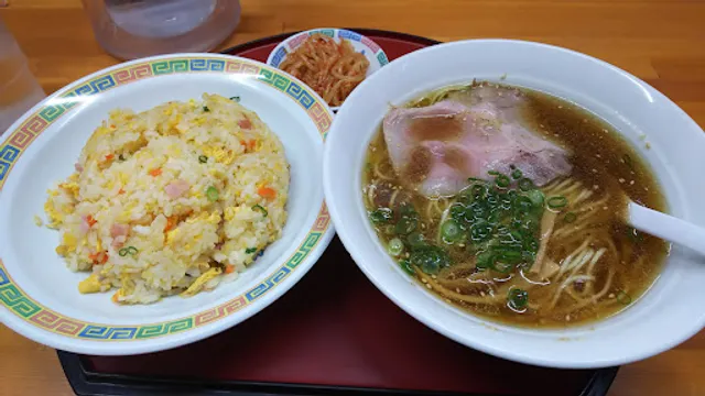 ３番ラーメン 哈爾濱