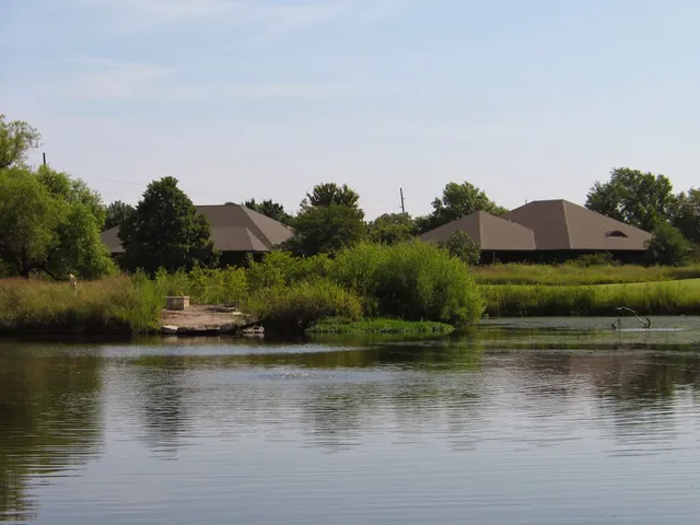 Dyck Arboretum of the Plains
