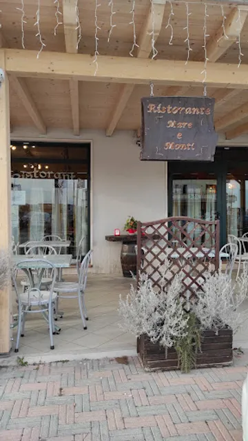 Ristorante Mare E Monti di Monticelli Daniela