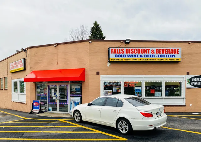 Falls Discount Tobacco & Beverage ( Beer , Craft beer & wine store)